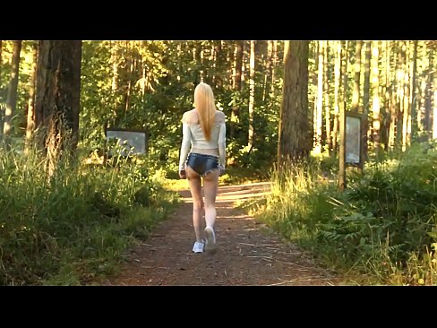 ❤️ Krásná žena se pohybuje pomalu, ne nahé video ❌ Porno u cs.hotpornphotos.ru ❌